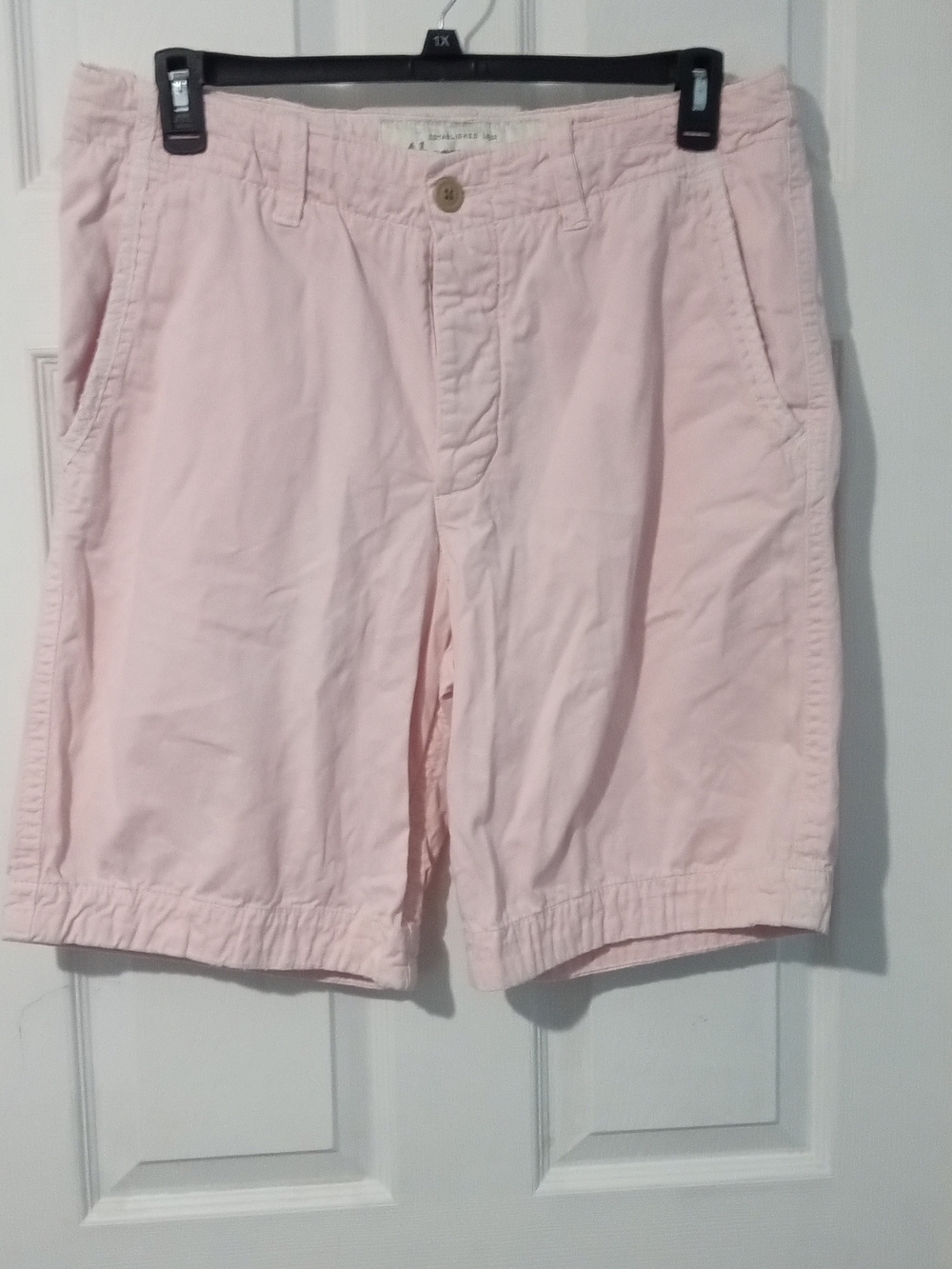 Abercrombie & Fitch Distressed, Y2K Pale Pink Cotton Chino Shorts